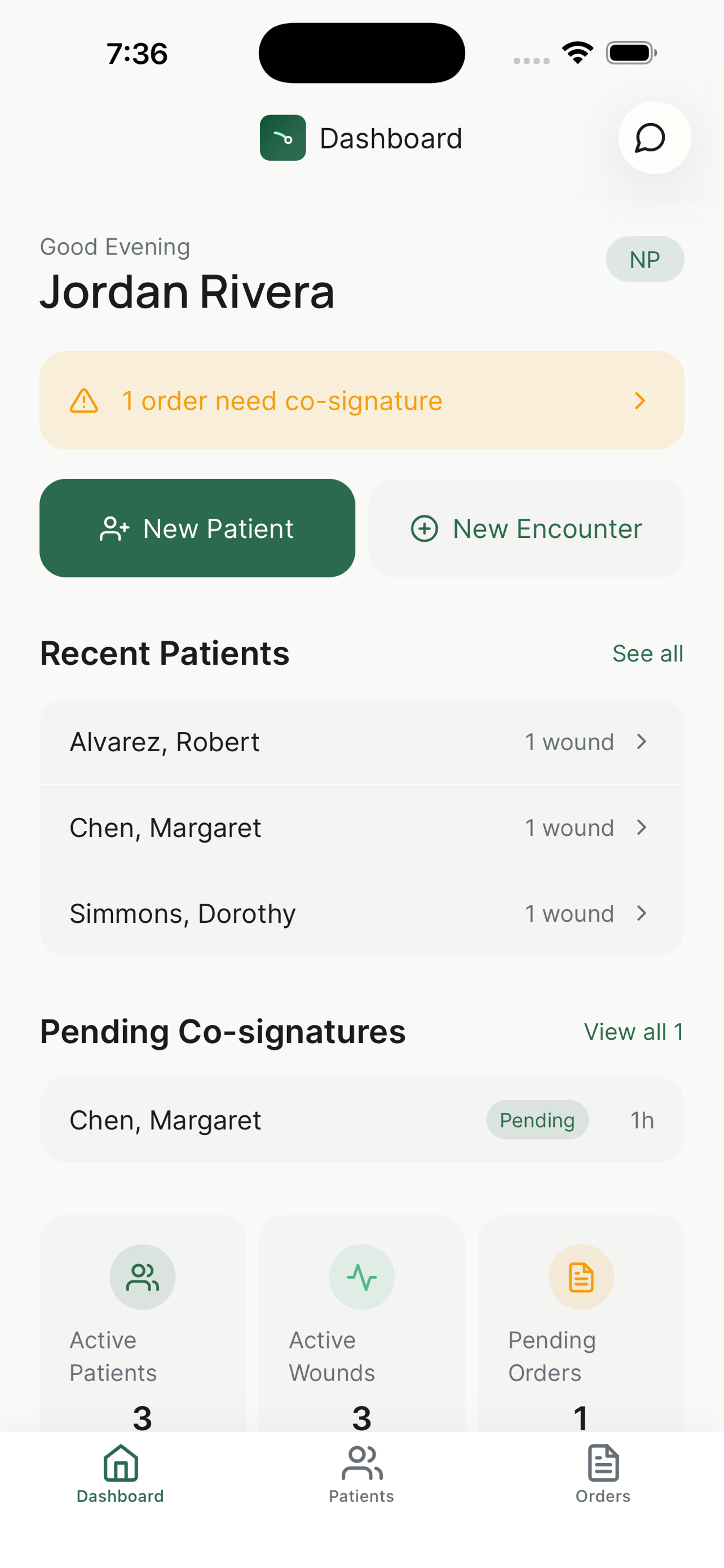 WoundScore mobile app dashboard showing recent patients, pending co-signatures, and clinician workflow